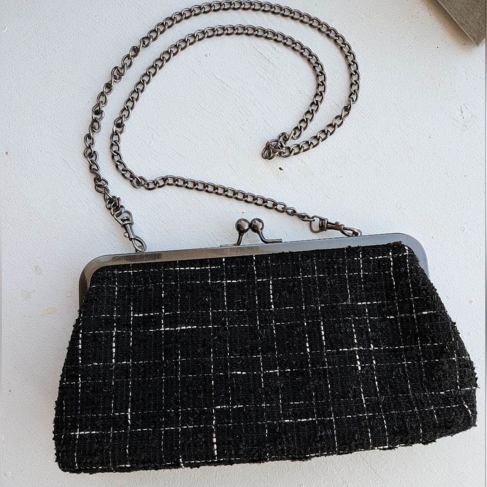 Patricia Nash Potenaz Black &‎ White Bouclé Frame Crossbody Kiss Lock Clutch